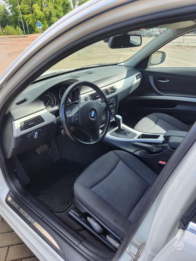 BMW 330, 3.0 l., Универсал