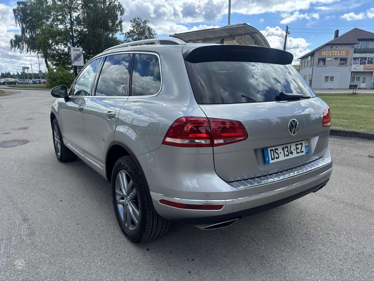 Volkswagen Touareg - 7