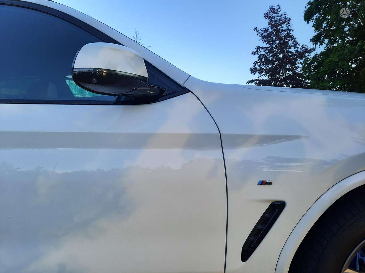 BMW X3, 2.0 l., Минивэн