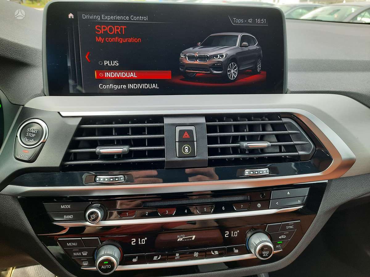 BMW X3, 2.0 l., Минивэн