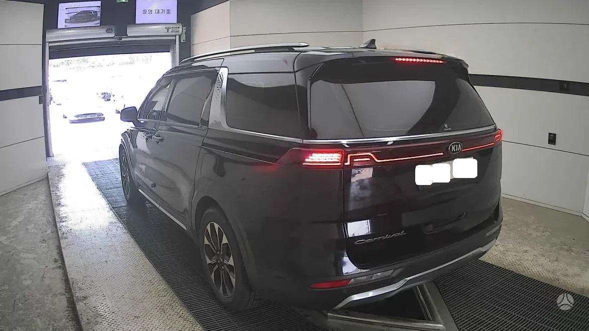 Kia Carnival, 2.2 l., Минивэн
