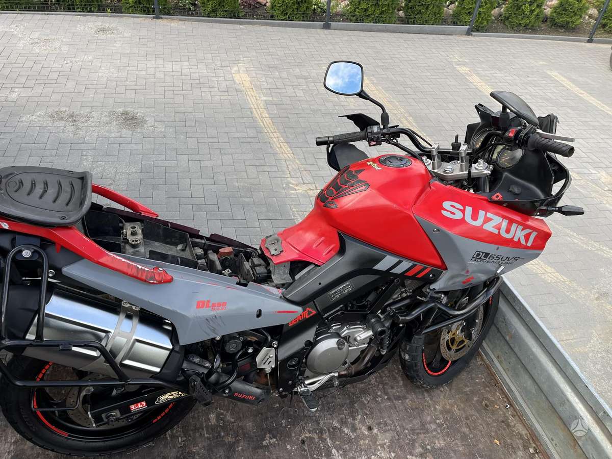 Suzuki DL (V-Strom), enduro / adventure