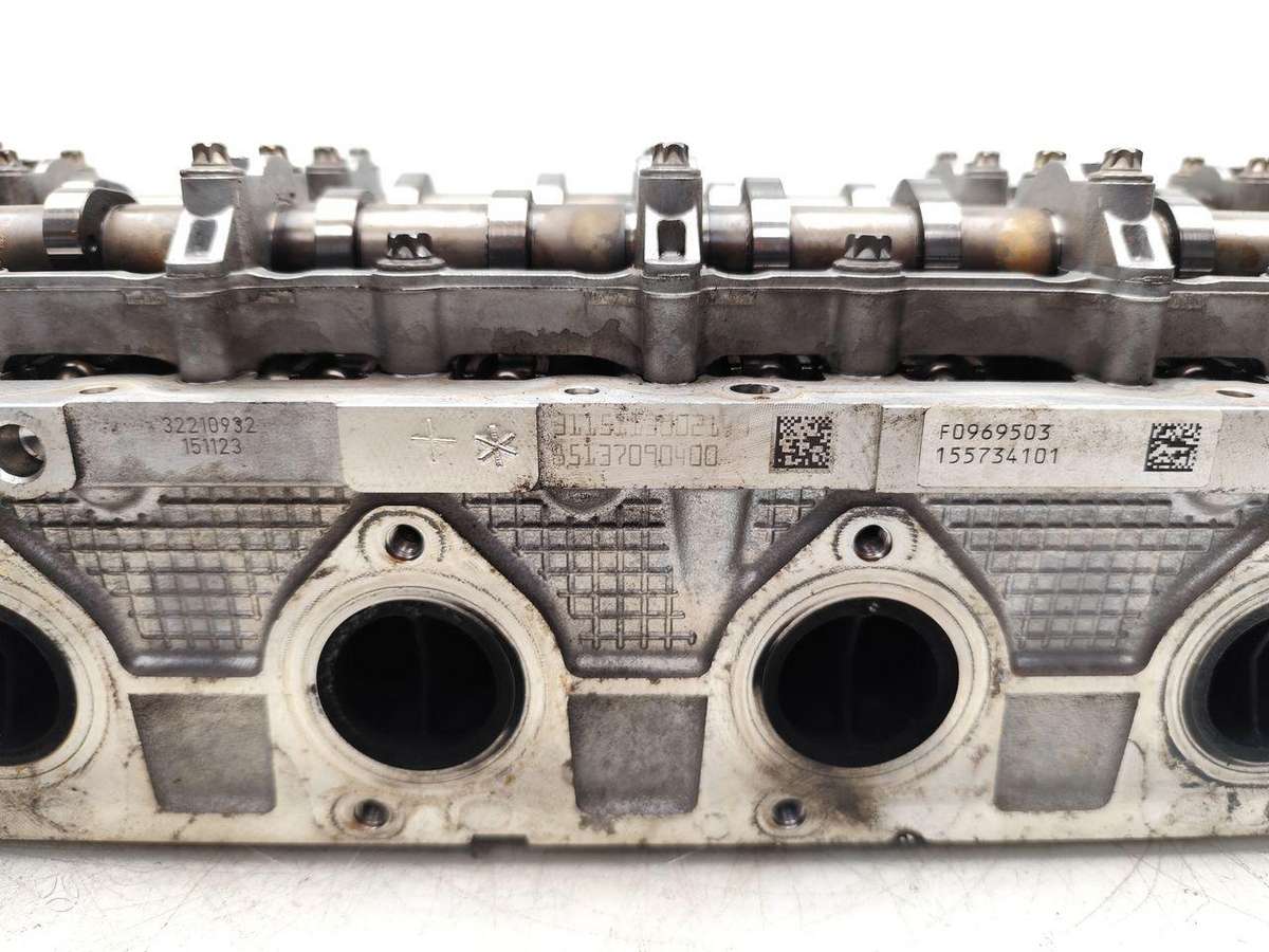 BMW 118, 8513709, cylinder head