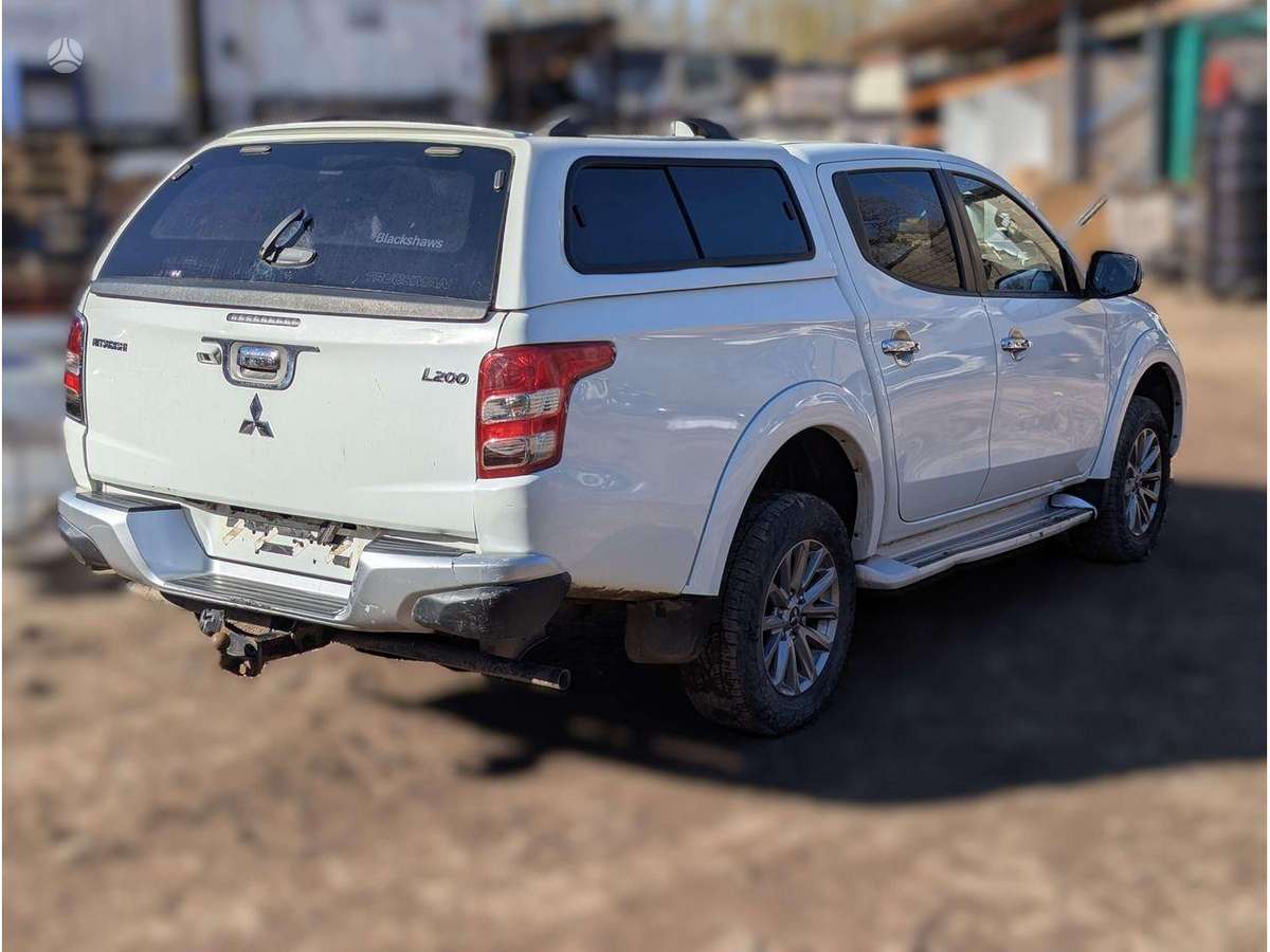 Mitsubishi L200 двигатель