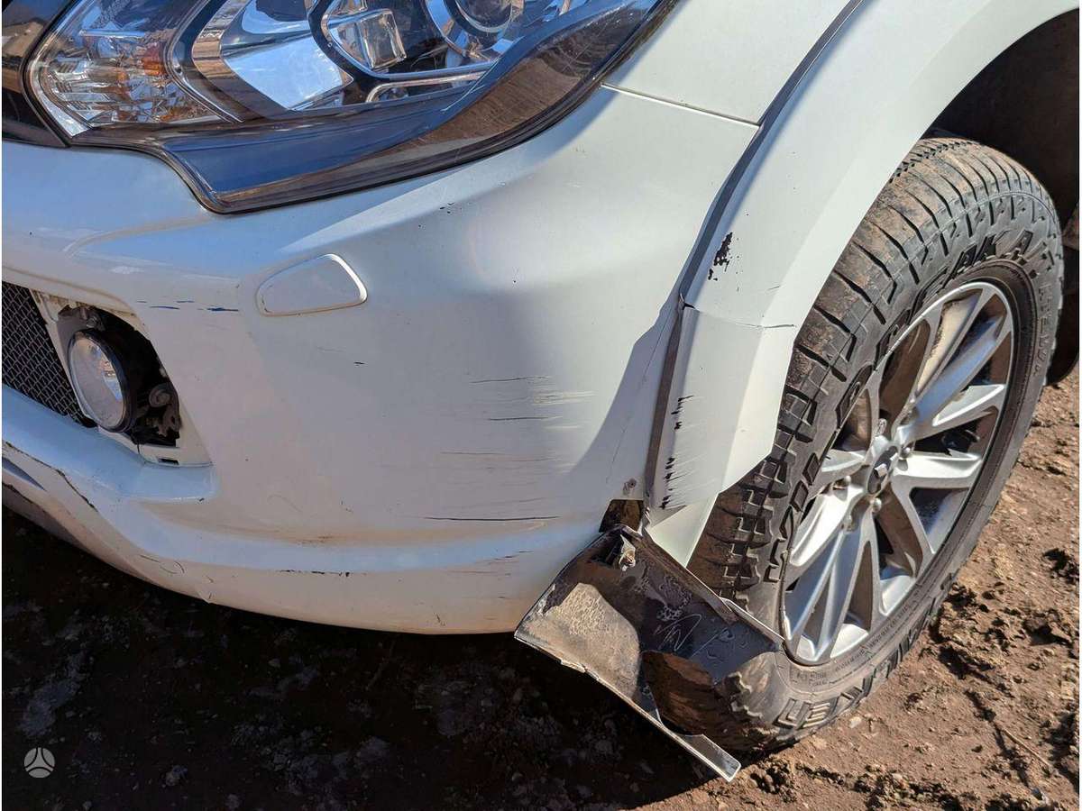 Mitsubishi L200 двигатель