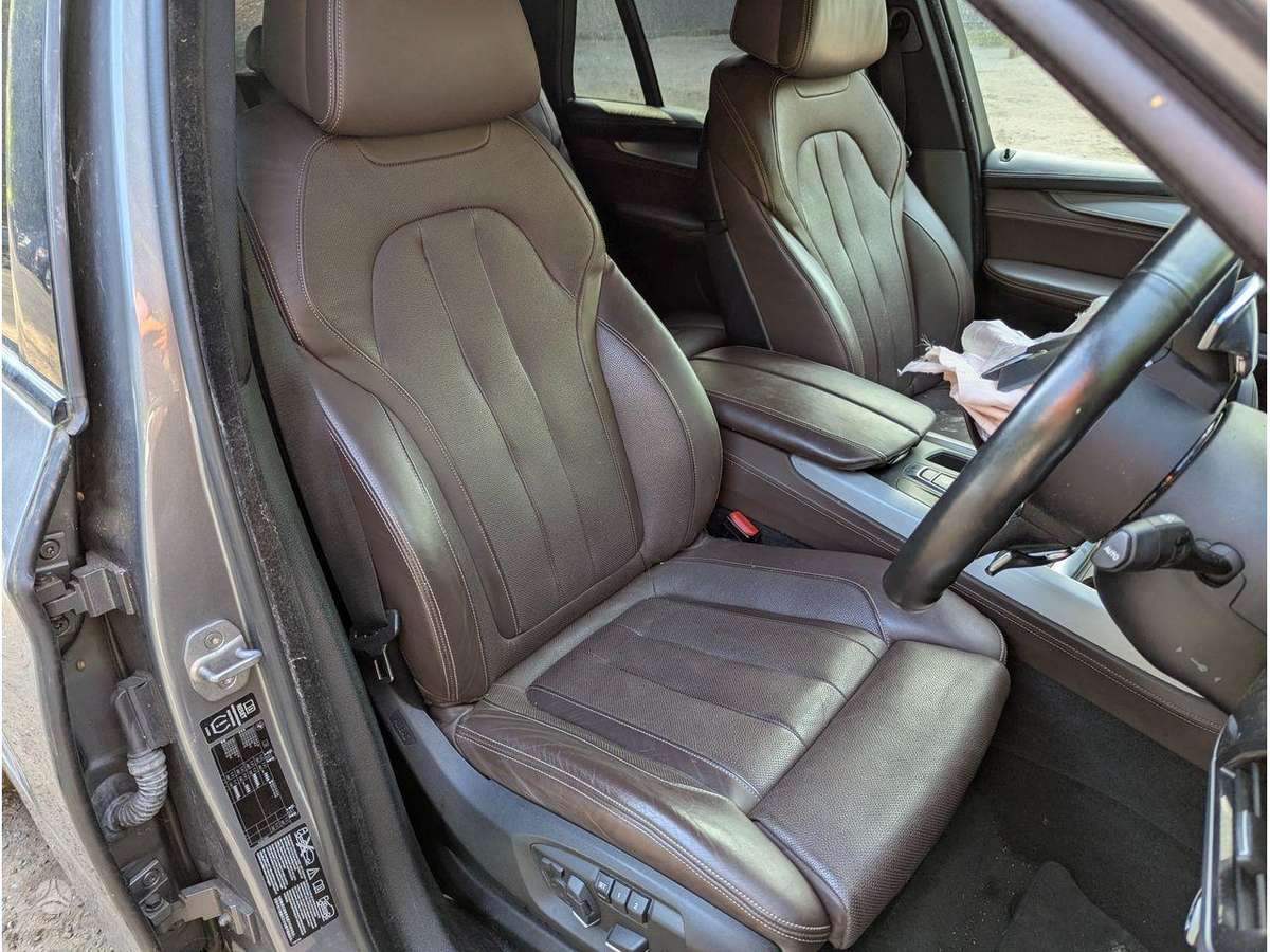 BMW X5 variklis