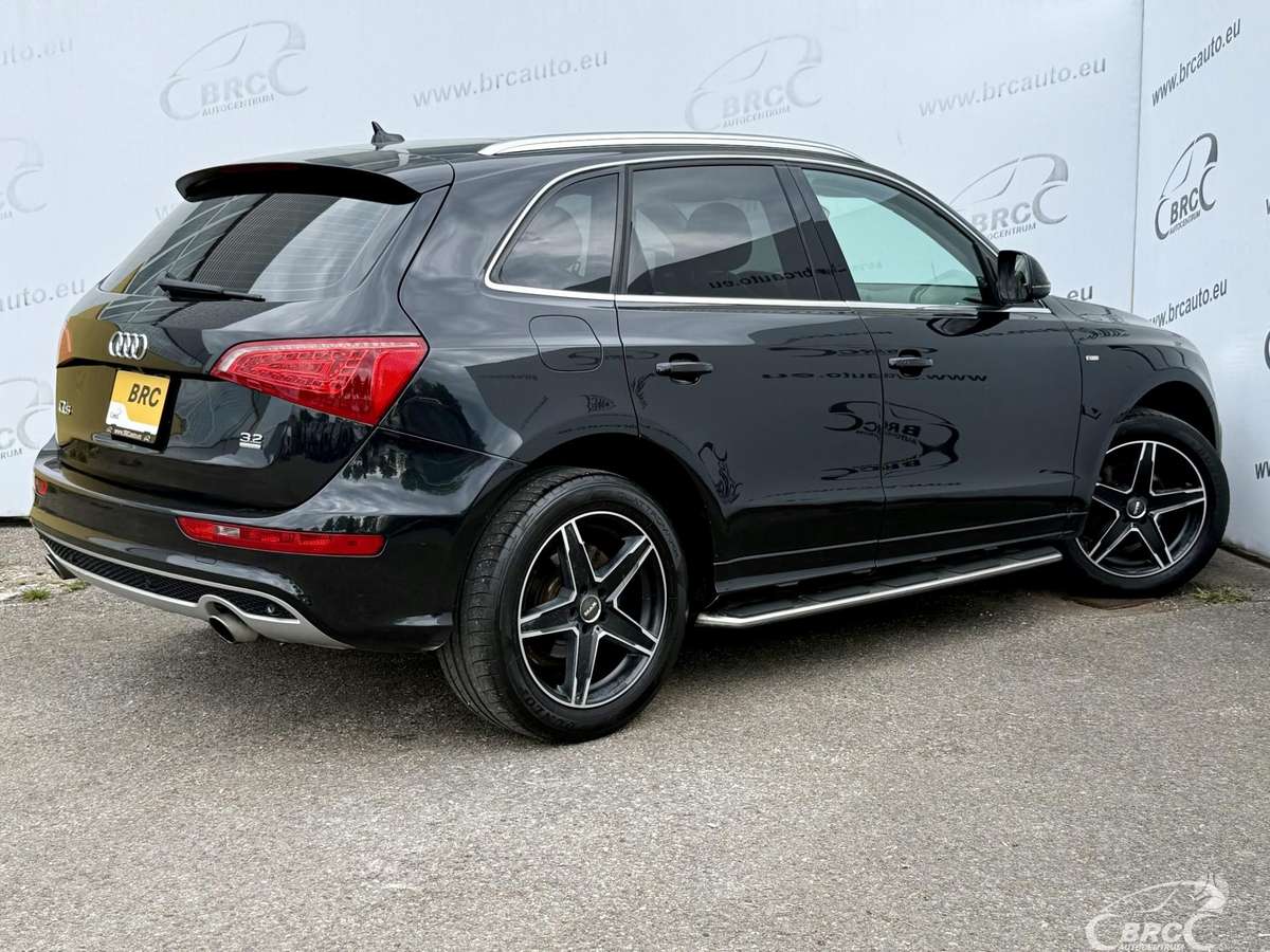 Audi Q5, 3.2 l., Внедорожник / Кроссовер