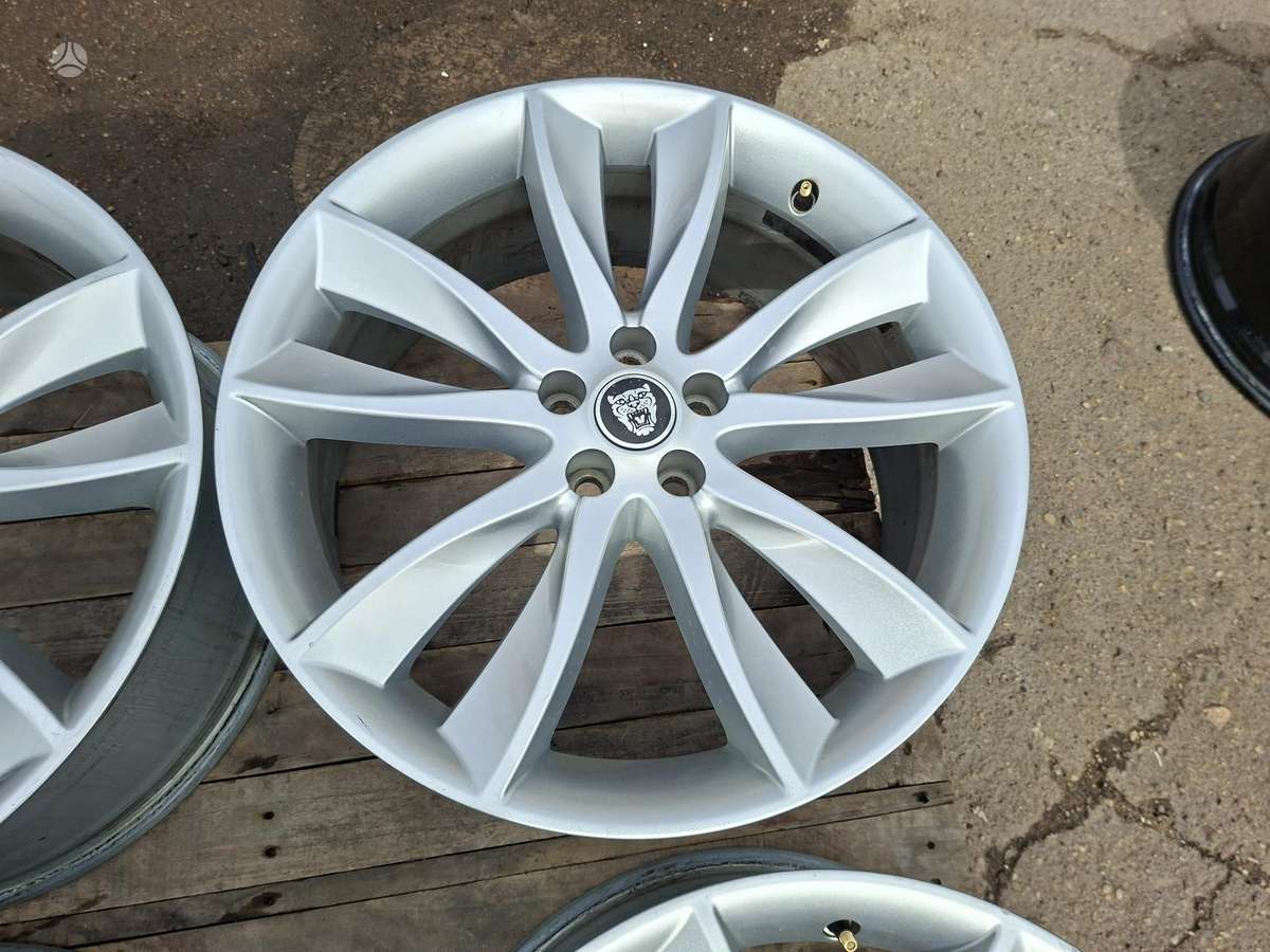 Jaguar 8J ET49 63,4, light alloy, R20