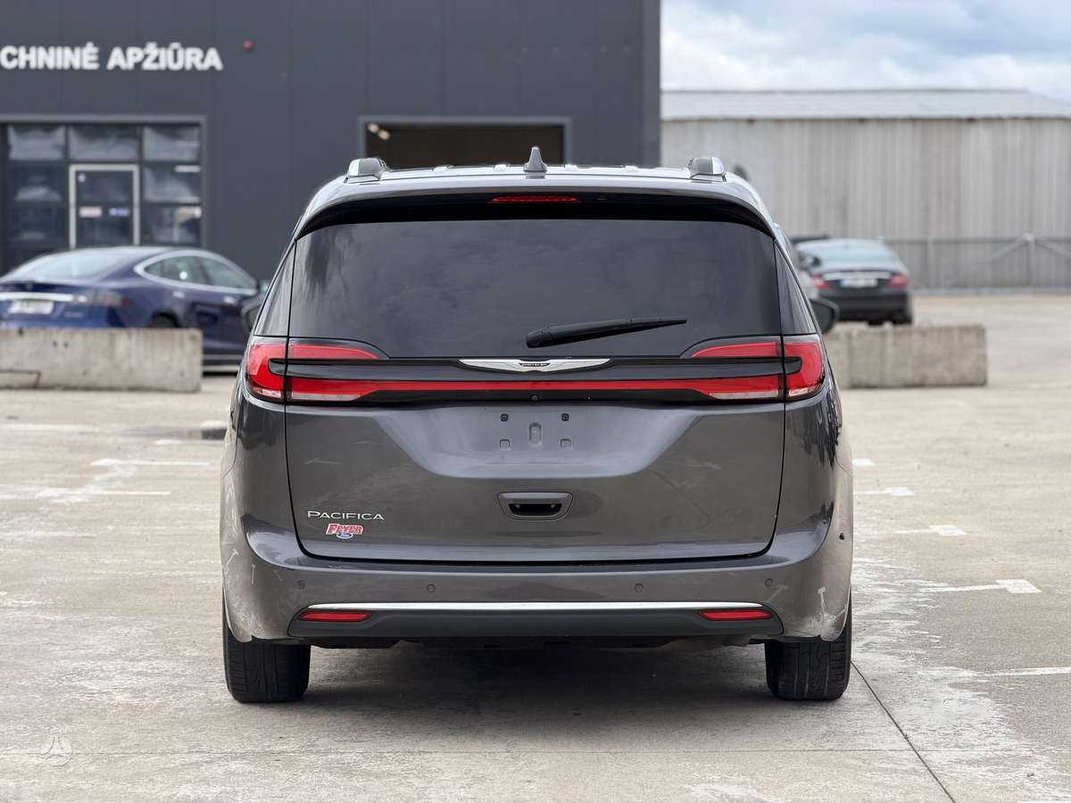 Chrysler Pacifica, 3.6 l., Минивэн