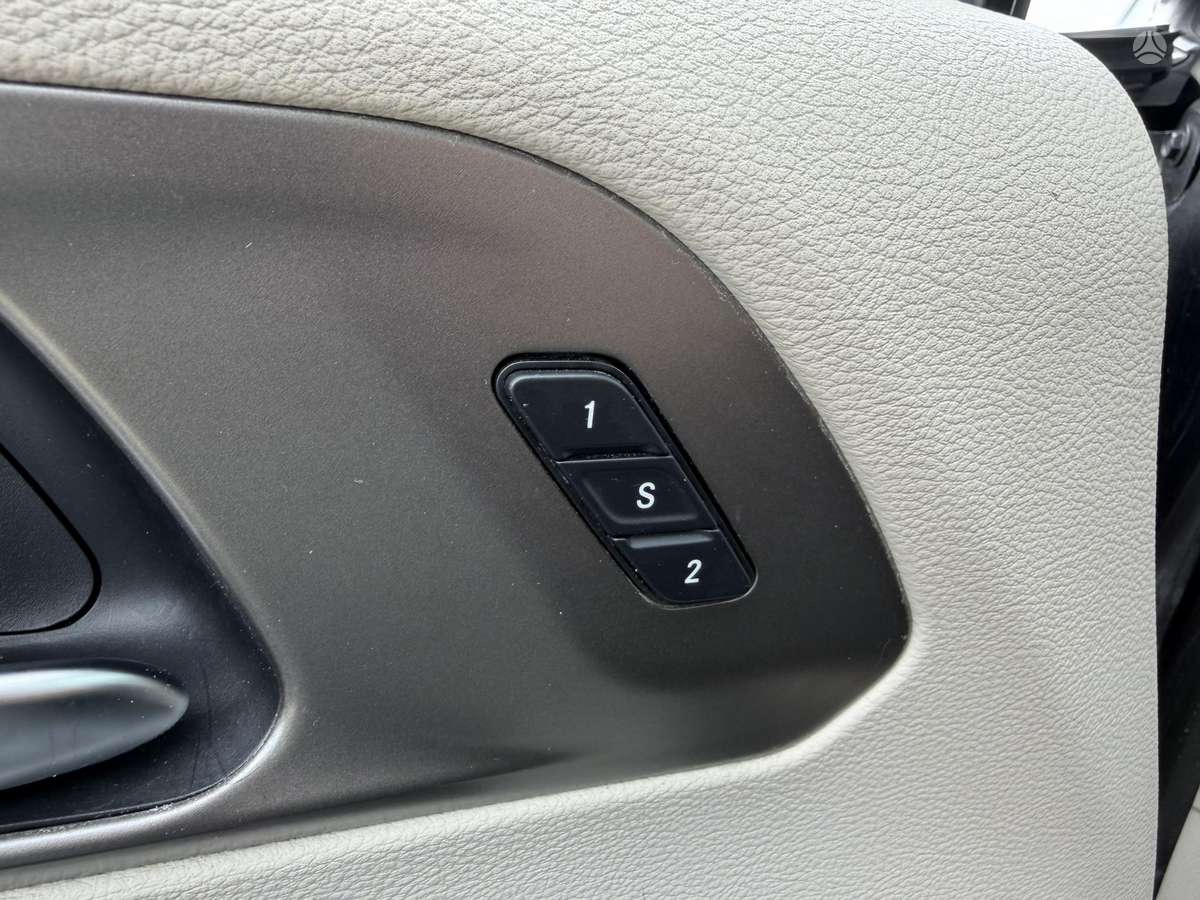 Chrysler Pacifica, 3.6 l., Минивэн