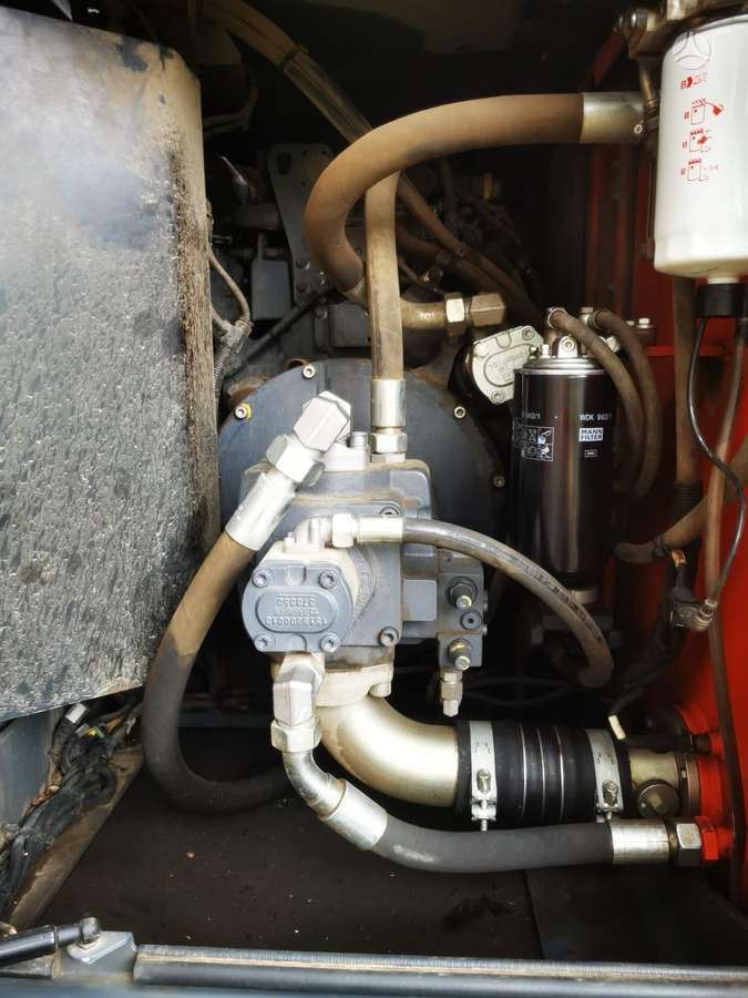 Atlas 160W, ekskavatoriai