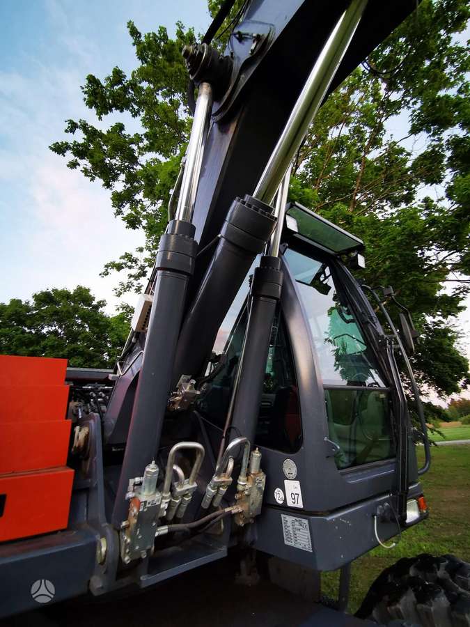 Atlas 160W, ekskavatoriai
