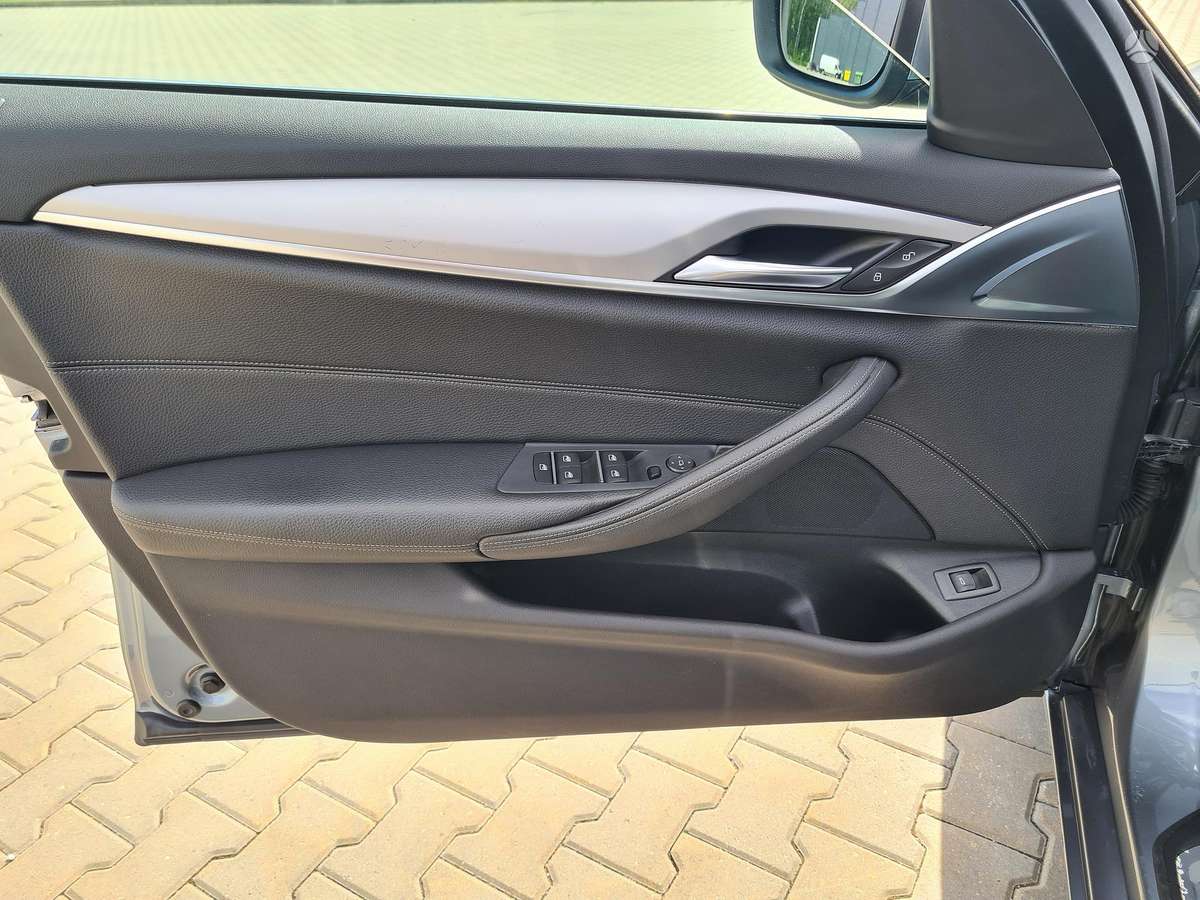 BMW 520, 2.0 l., universalas