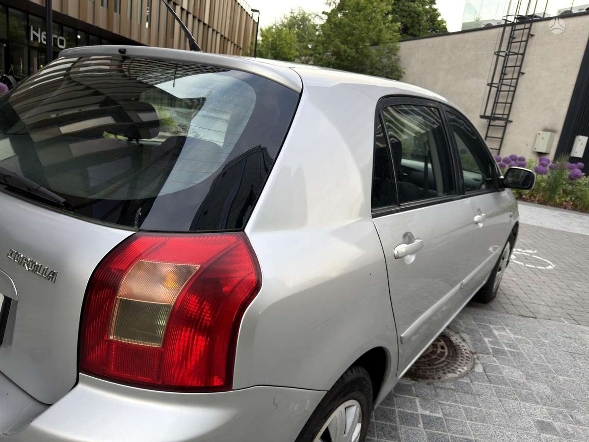 Toyota Corolla, 2.0 l., hatchback