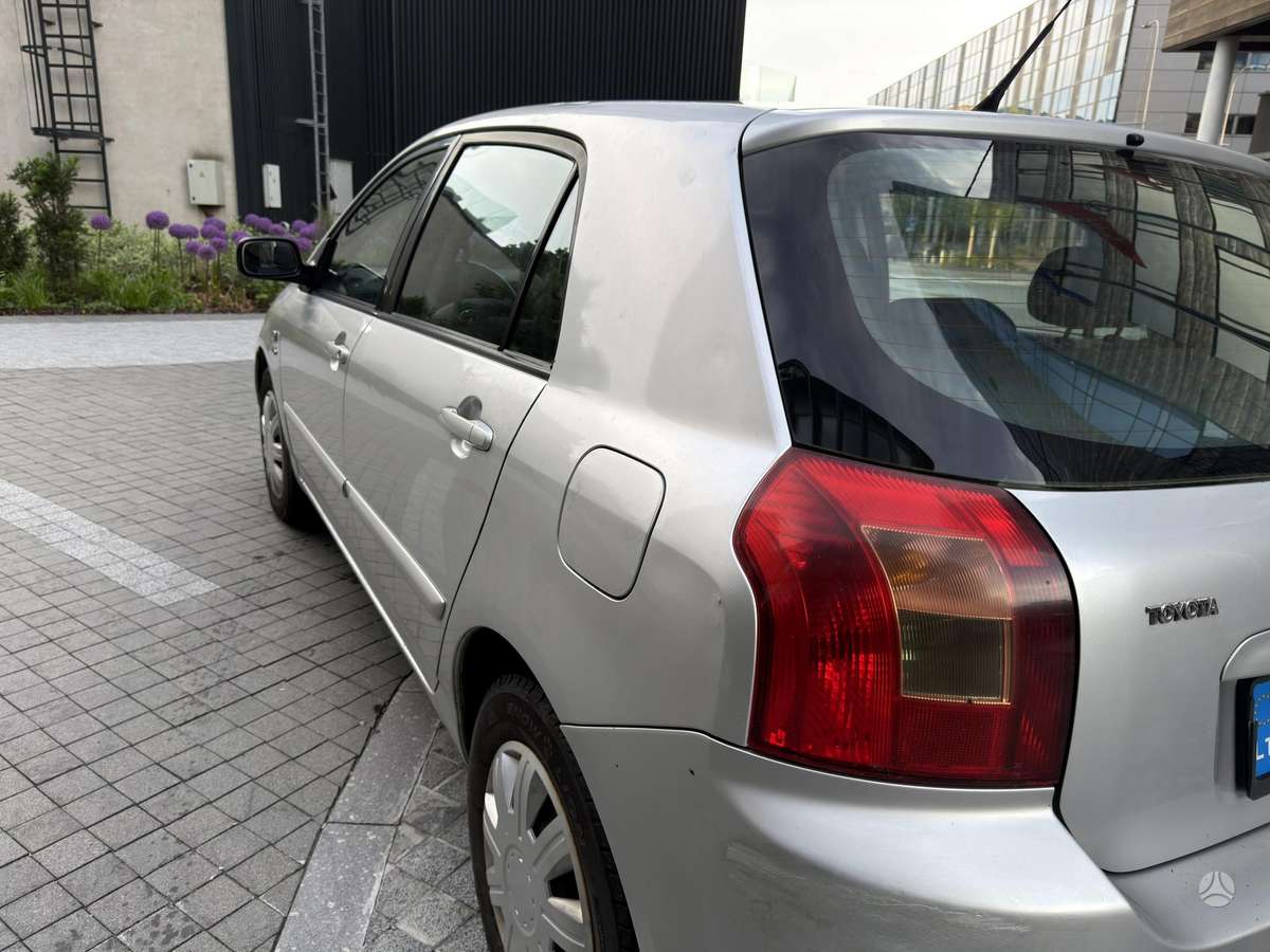 Toyota Corolla, 2.0 l., hatchback