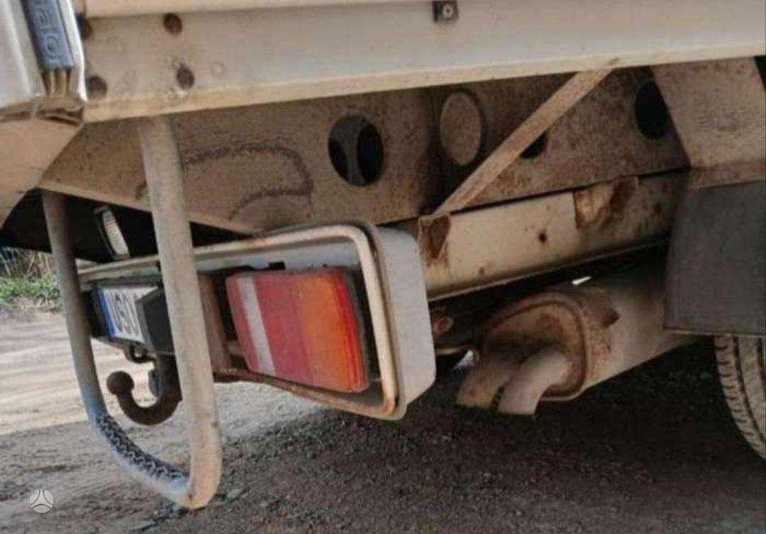 Volkswagen Transporter - 3