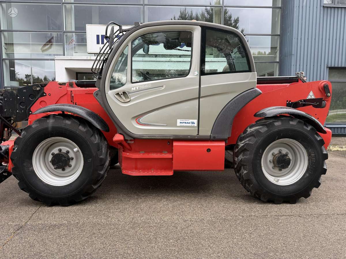 Manitou MT1840, self-propelled loaders