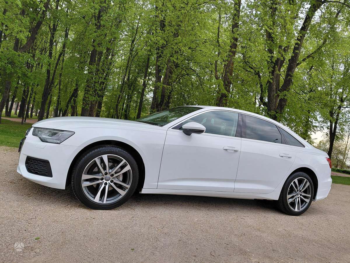 Audi A6, 2.0 l., Седан