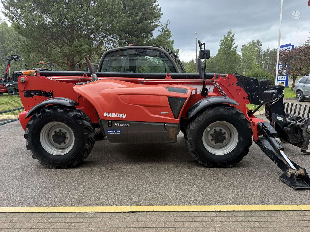Manitou MT1840, self-propelled loaders