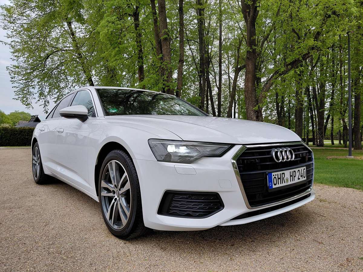 Audi A6, 2.0 l., Седан