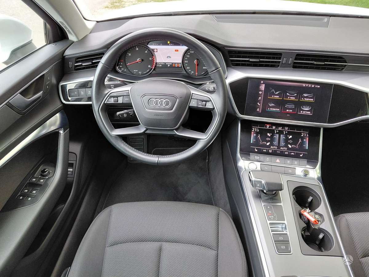 Audi A6, 2.0 l., Седан