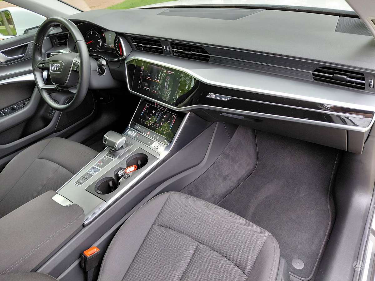 Audi A6, 2.0 l., Седан
