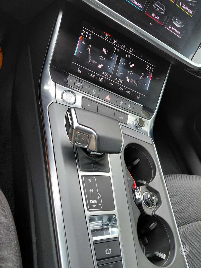 Audi A6, 2.0 l., Седан