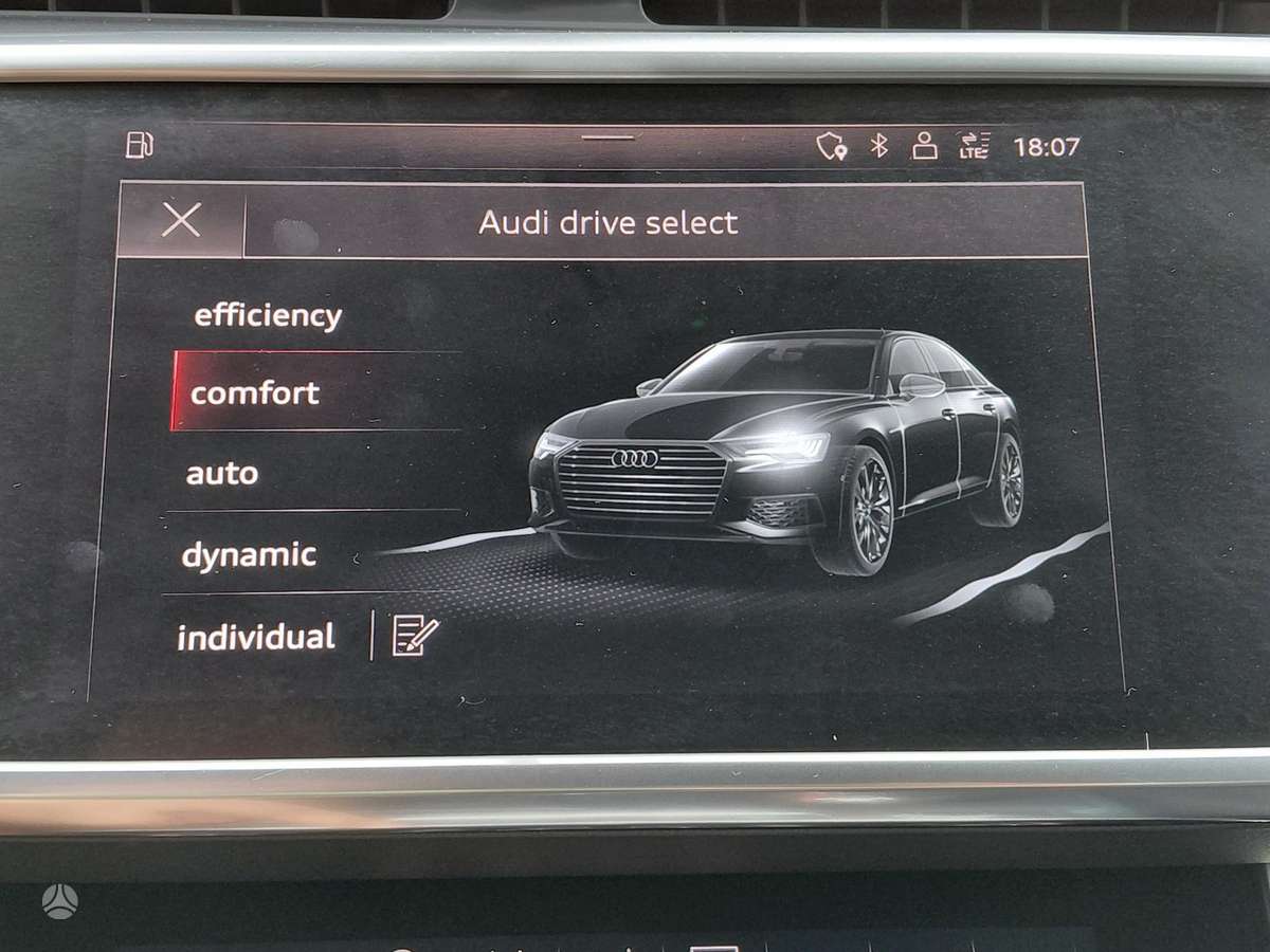 Audi A6, 2.0 l., Седан