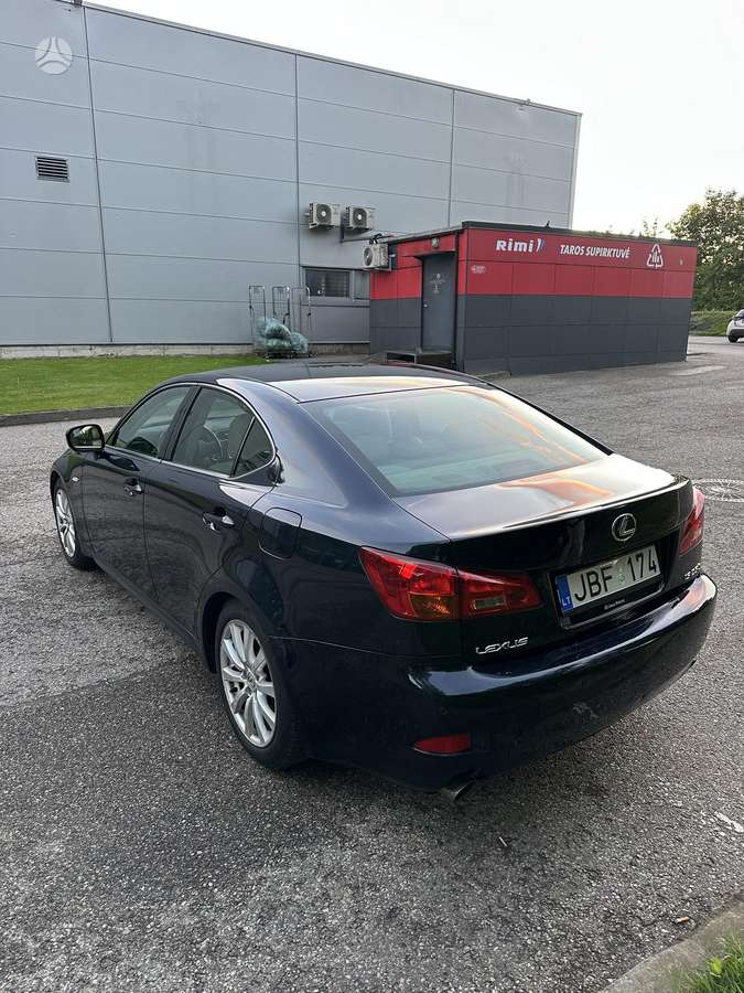 Lexus IS 250, 2.5 l., Седан