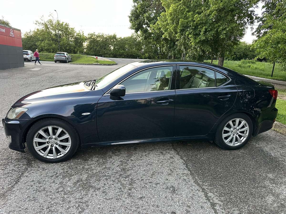 Lexus IS 250, 2.5 l., Седан