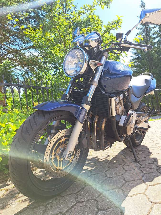 Honda CB 600cc, street / classic