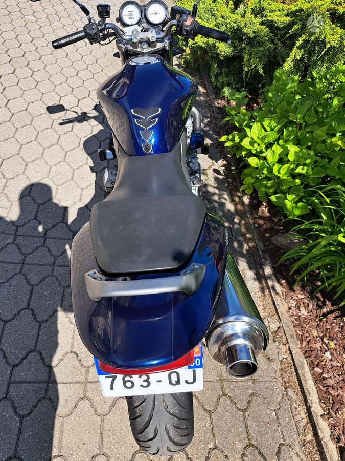 Honda CB 600cc, street / classic