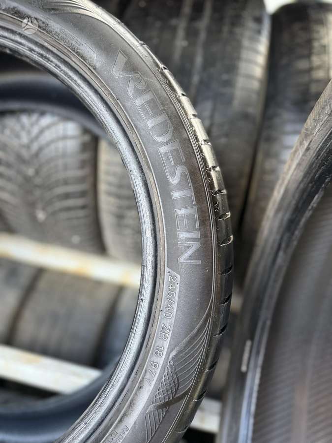 Vredestein, летние 245/40 R18