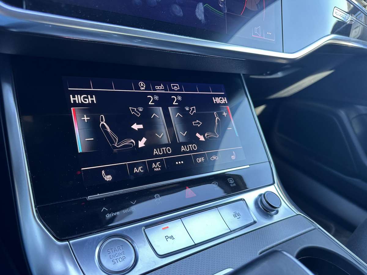 Audi A6, 3.0 l., Седан