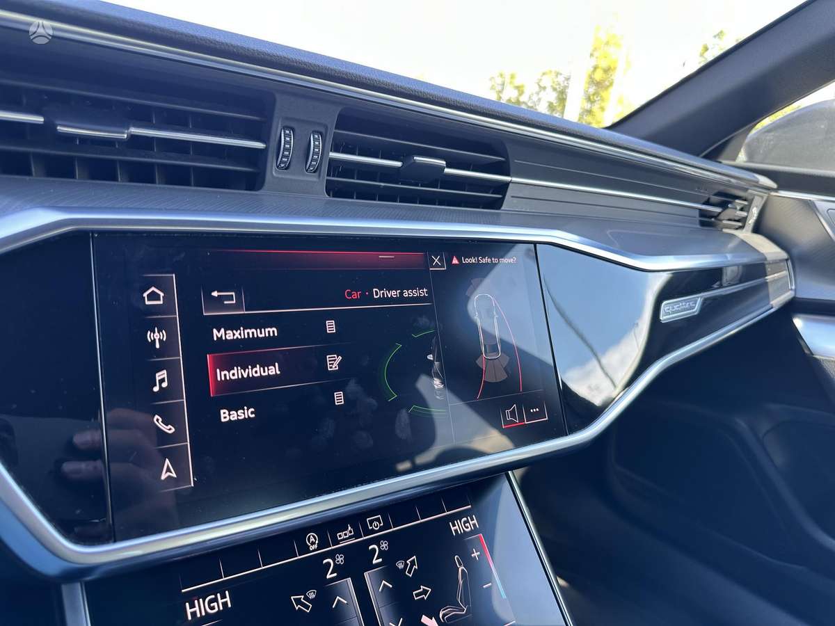 Audi A6, 3.0 l., Седан