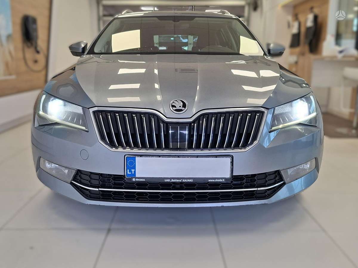 Škoda Superb - 2