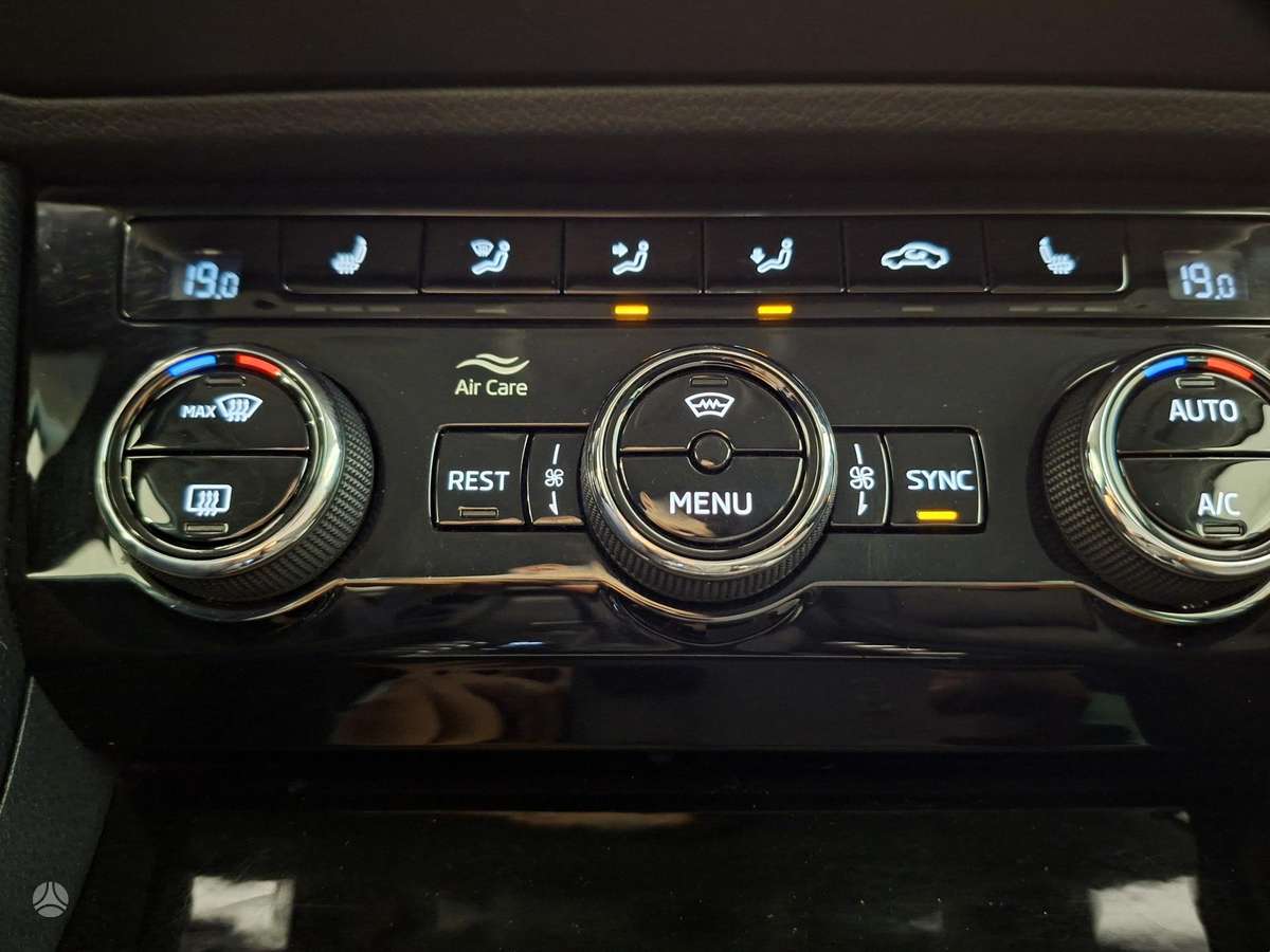 Skoda Superb, 2.0 l., wagon
