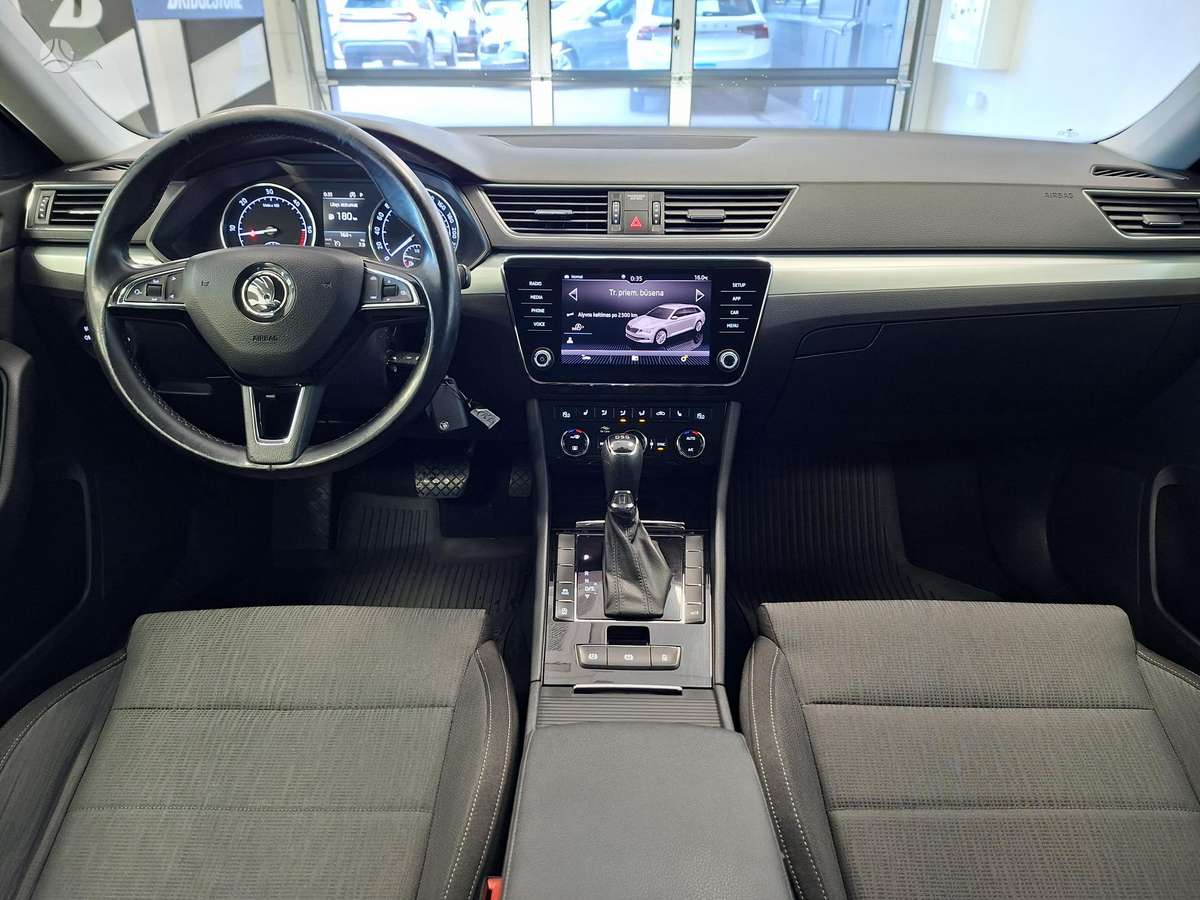 Škoda Superb - 12