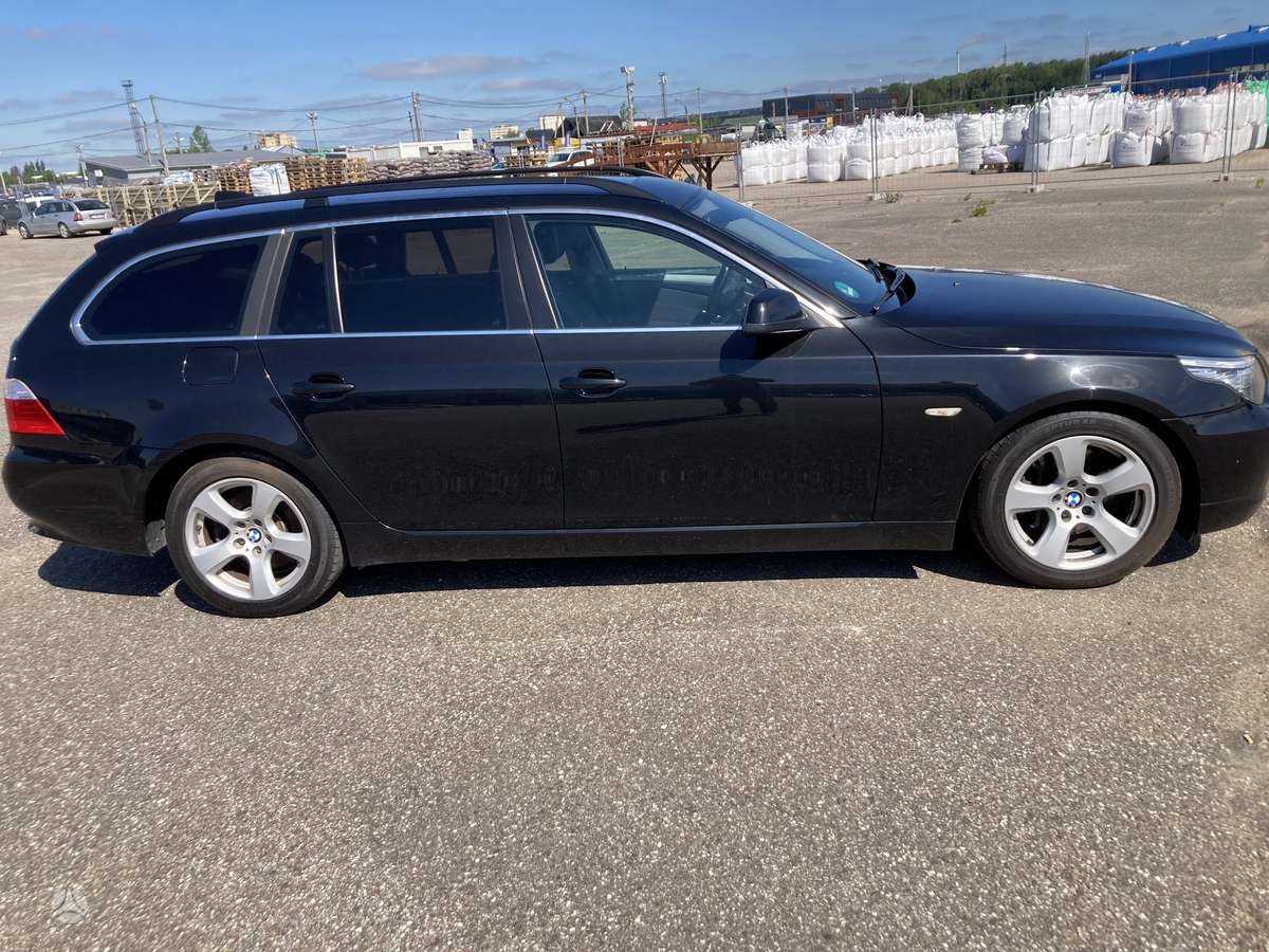 BMW 520, 2.0 l., universalas