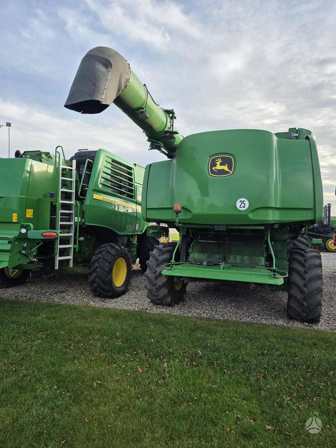 John Deere S690, kombaini
