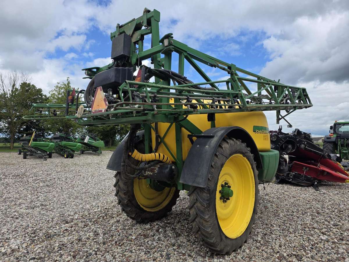 John Deere 740, other