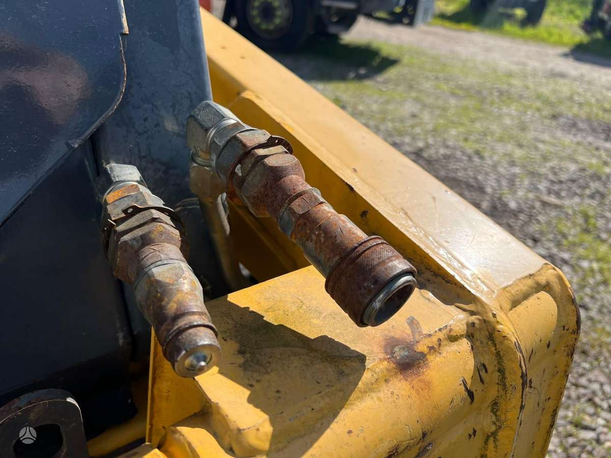 GEHL 4240, FORKS + BUCKET, мини-погрузчики