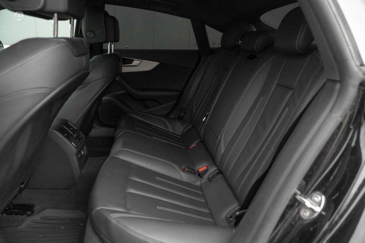 Audi A5, 2.0 l., Хэтчбек