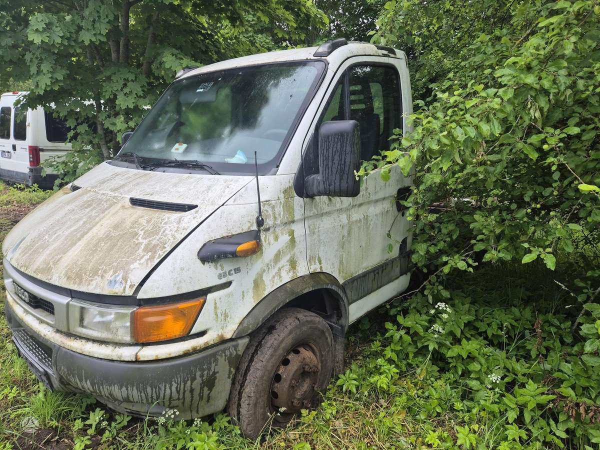 Iveco 65c15, бортовые с тентом