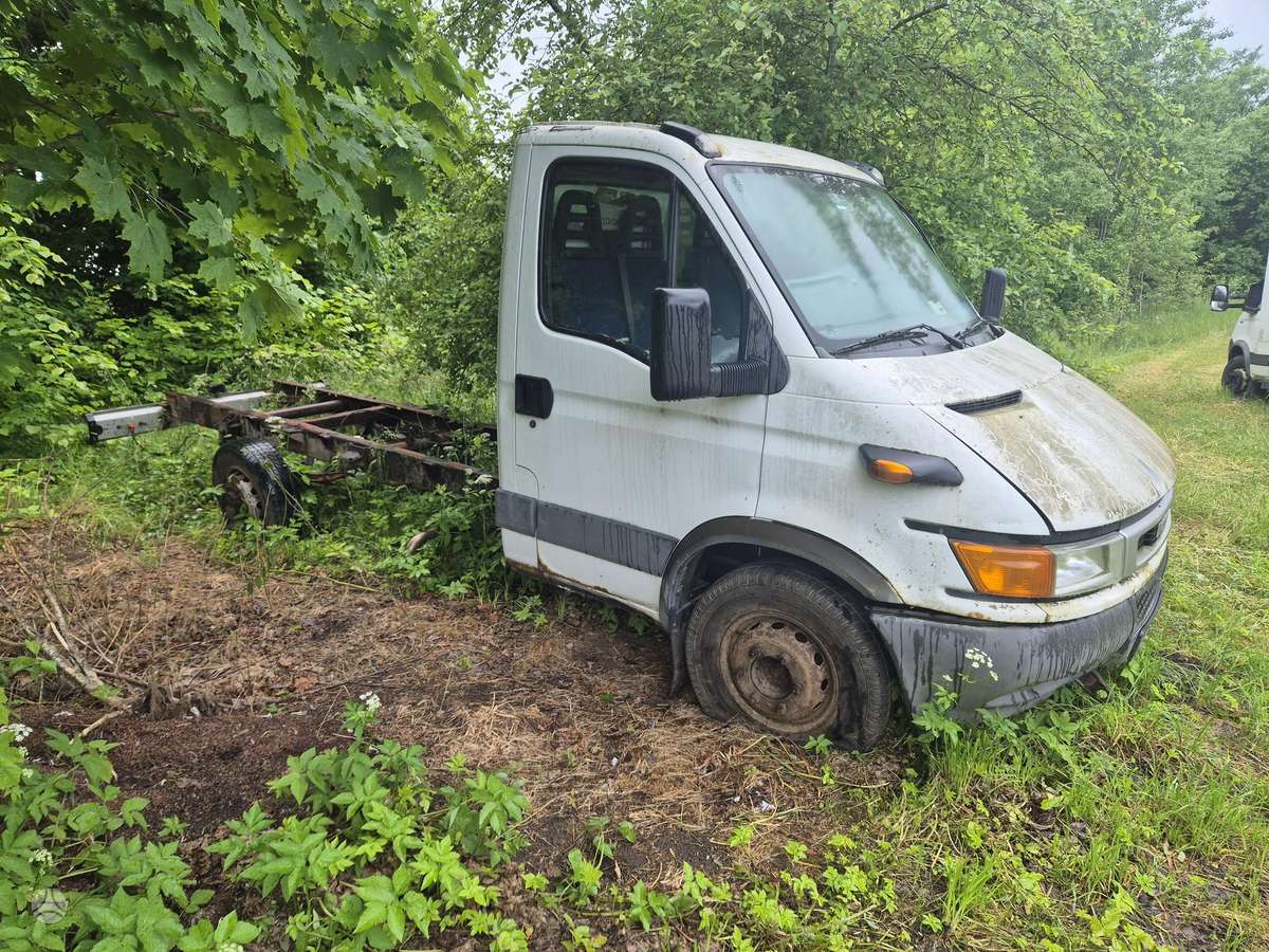 Iveco 65c15, бортовые с тентом
