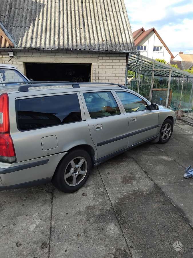 Volvo V70, 2.4 l., Универсал