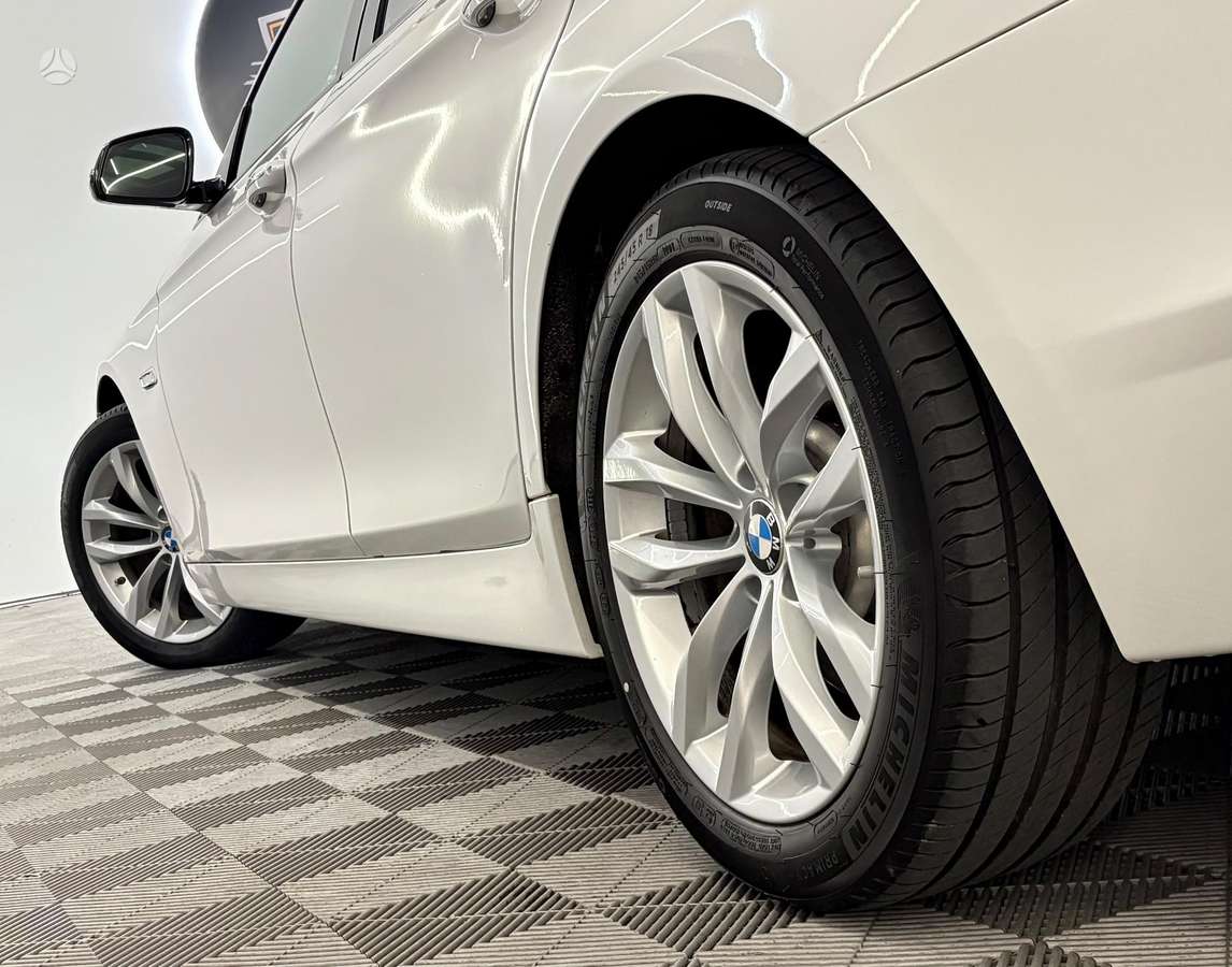 BMW 520, 2.0 l., wagon