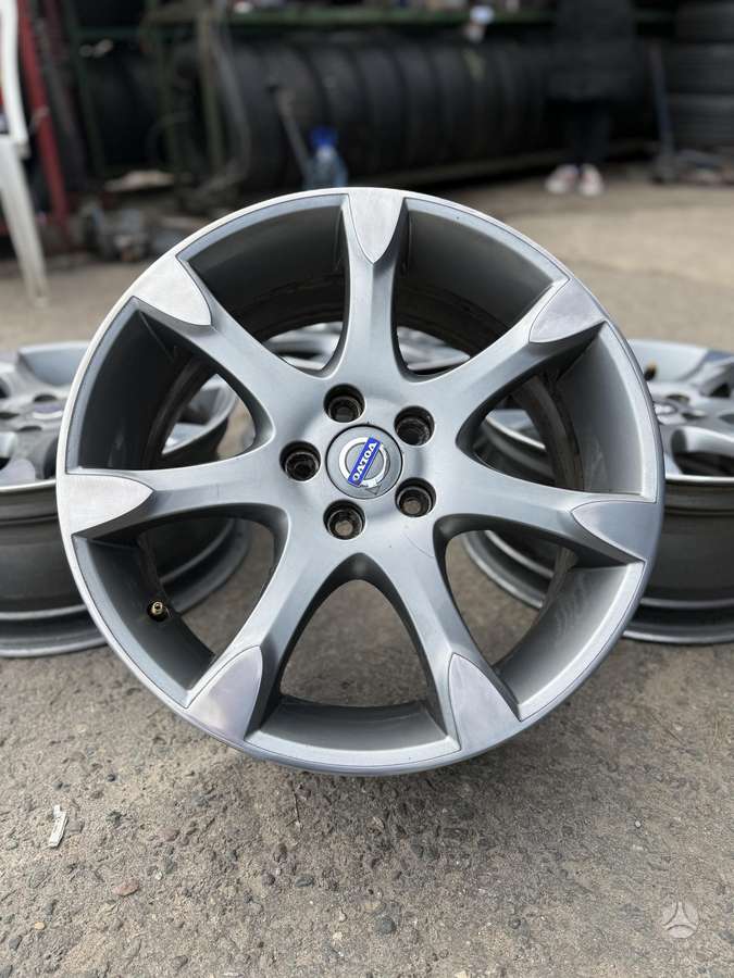 Volvo, light alloy, R18
