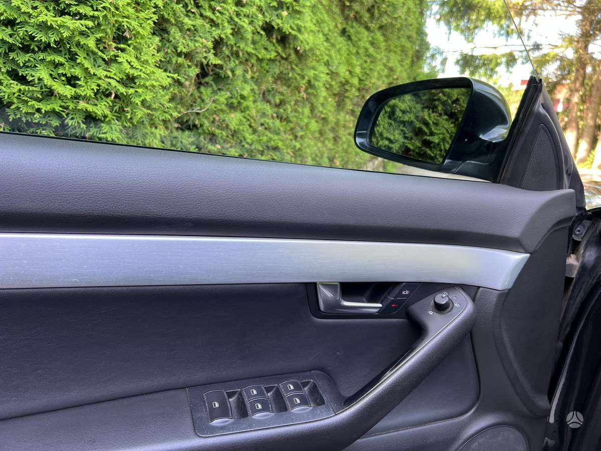 Audi A4, 2.5 l., kabrioletas