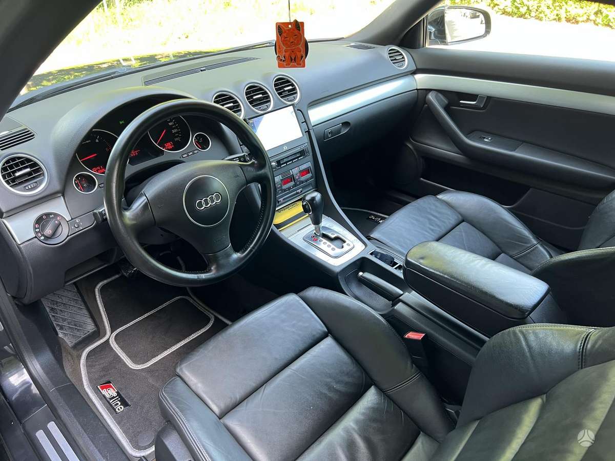 Audi A4, 2.5 l., kabrioletas